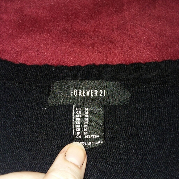 Forever 21 long sleeve shirt - Picture 2 of 3